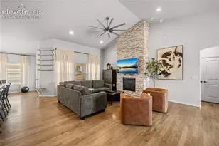 1075 Peaceful Ct, Pueblo, CO 81006 - Photo 5