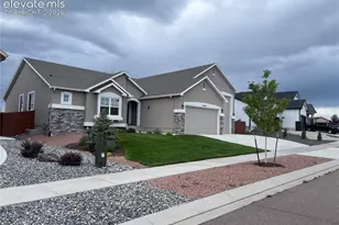 11002 Rolling Mesa Dr, Peyton, CO 80831 - Photo 3
