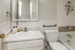 411 Lakewood Circle, Colorado Springs, CO 80910 - Photo 37