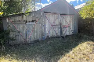 1124 Smith Ave, Trinidad, CO 81082 - Photo 9