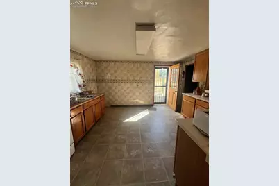 1124 Smith Avenue, Trinidad, CO 81082 - Photo 13