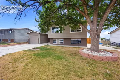 490 Calle Entrada Na, Fountain, CO 80817 - Photo 7