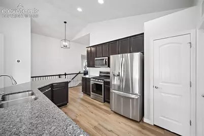9790 Vistas Park Drive, Peyton, CO 80831 - Photo 7