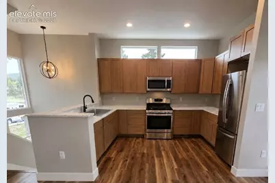 201 W Henrietta Avenue, Woodland Park, CO 80863 - Photo 7