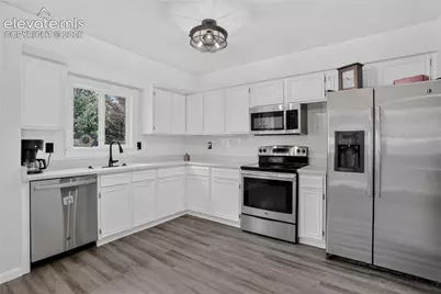 4619 Sprucewood Drive, Colorado Springs, CO 80918 - Photo 9