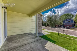 3630 Richmond Dr, Colorado Springs, CO 80922 - Photo 5
