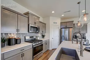 7811 Moore Dr, Colorado Springs, CO 80908 - Photo 3