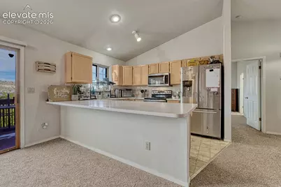1524 Shane Circle, Colorado Springs, CO 80907 - Photo 7