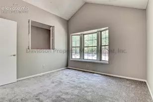 6716 Mountain Top Ln, Colorado Springs, CO 80919 - Photo 13
