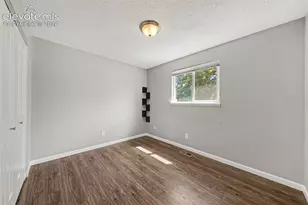2535 Sonoma Dr, Colorado Springs, CO 80910 - Photo 11
