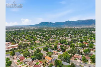 1921 Essex Lane, Colorado Springs, CO 80909 - Photo 41