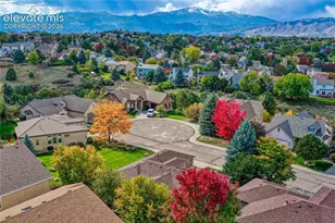 5743 Creekwood Ct, Colorado Springs, CO 80918 - Photo 3