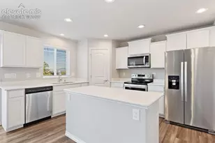 6572 Vedder Dr, Colorado Springs, CO 80925 - Photo 7