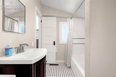 1124 N Hancock Avenue, Colorado Springs, CO 80903 - Photo 19