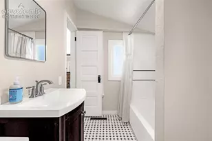 1124 N Hancock Ave, Colorado Springs, CO 80903 - Photo 19