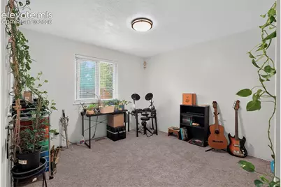 6670 Glade Park Drive, Colorado Springs, CO 80918 - Photo 19