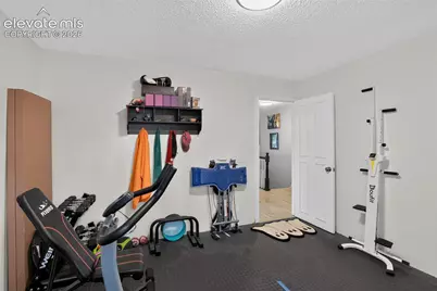 6670 Glade Park Drive, Colorado Springs, CO 80918 - Photo 23