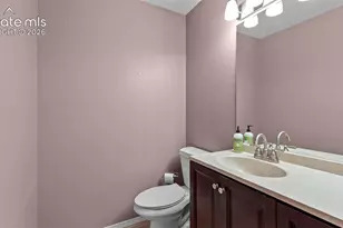 3218 Hearthridge Cir, Colorado Springs, CO 80918 - Photo 9