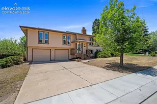 455 Allegheny Dr, Colorado Springs, CO 80919 - Photo 3