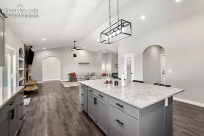 1180 N Saddle Ridge Lane, Pueblo, CO 81007 - Photo 11