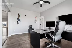 1180 N Saddle Ridge Ln, Pueblo, CO 81007 - Photo 21