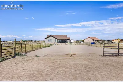 1180 N Saddle Ridge Lane, Pueblo, CO 81007 - Photo 47