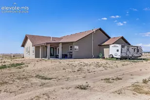 1180 N Saddle Ridge Ln, Pueblo, CO 81007 - Photo 39