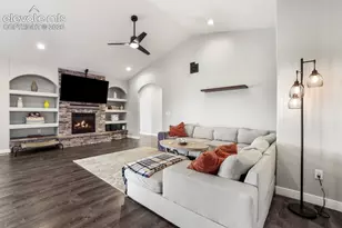 1180 N Saddle Ridge Ln, Pueblo, CO 81007 - Photo 3