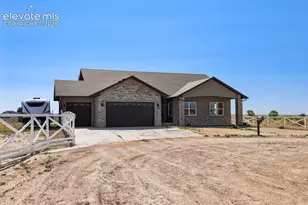 1180 N Saddle Ridge Ln, Pueblo, CO 81007 - Photo 3