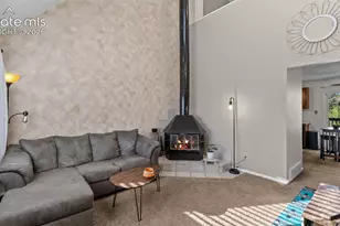 5568 Dunbar Ct, Colorado Springs, CO 80918 - Photo 7