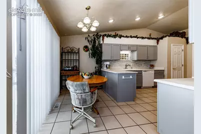 10 Nona Brooks Drive #V, Pueblo, CO 81005 - Photo 17