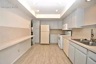 488 W Rockrimmon Blvd, Colorado Springs, CO 80919 - Photo 11