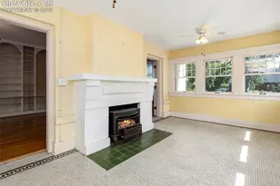 321 W 18th St, Pueblo, CO 81003 - Photo 21
