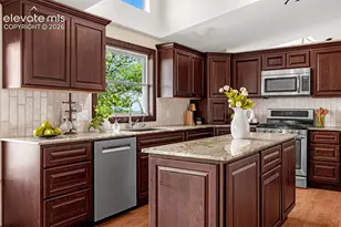 2084 Barrett Rd, Colorado Springs, CO 80926 - Photo 5