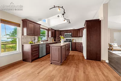 2084 Barrett Road, Colorado Springs, CO 80926 - Photo 7