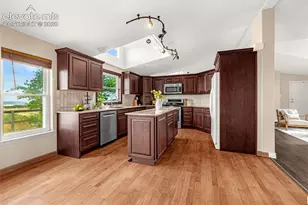 2084 Barrett Rd, Colorado Springs, CO 80926 - Photo 7