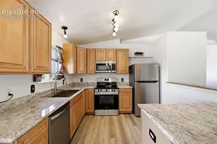 458 W Lookout Dr, Pueblo West, CO 81007 - Photo 9