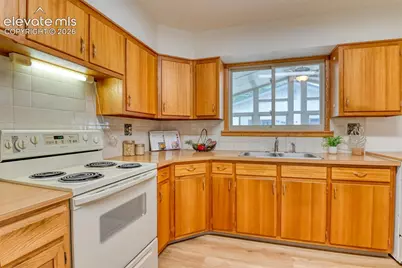 2121 Downing Drive, Colorado Springs, CO 80909 - Photo 9