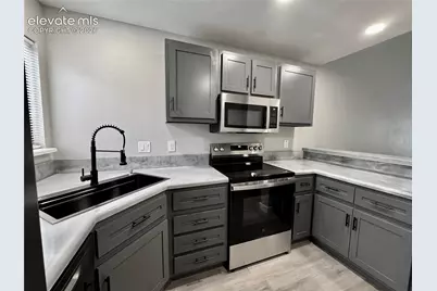 3921 Berkley Court, Colorado Springs, CO 80906 - Photo 5