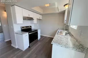 3075 Starlight Cir, Colorado Springs, CO 80916 - Photo 9