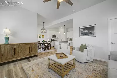 5675 Villa Lorenzo Drive, Colorado Springs, CO 80919 - Photo 11