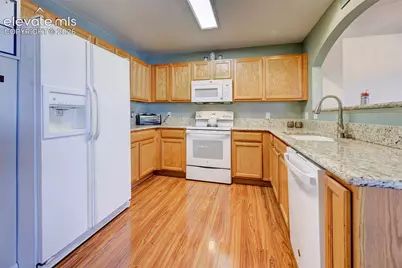 3127 Hearthridge Circle, Colorado Springs, CO 80918 - Photo 7
