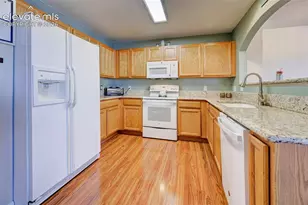3127 Hearthridge Cir, Colorado Springs, CO 80918 - Photo 7
