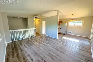 1056 Sundance Cir, Woodland Park, CO 80863 - Photo 9