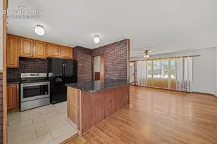 32 Dudley Ave, Colorado Springs, CO 80909 - Photo 5