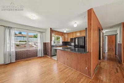 32 Dudley Avenue, Colorado Springs, CO 80909 - Photo 7