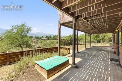 2260 Mesa Road, Colorado Springs, CO 80904 - Photo 41