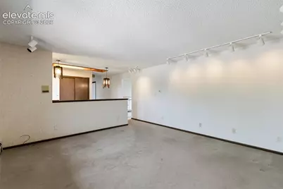 2260 Mesa Road, Colorado Springs, CO 80904 - Photo 17