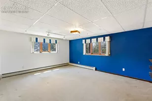 2260 Mesa Rd, Colorado Springs, CO 80904 - Photo 33