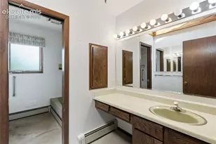 2260 Mesa Rd, Colorado Springs, CO 80904 - Photo 27
